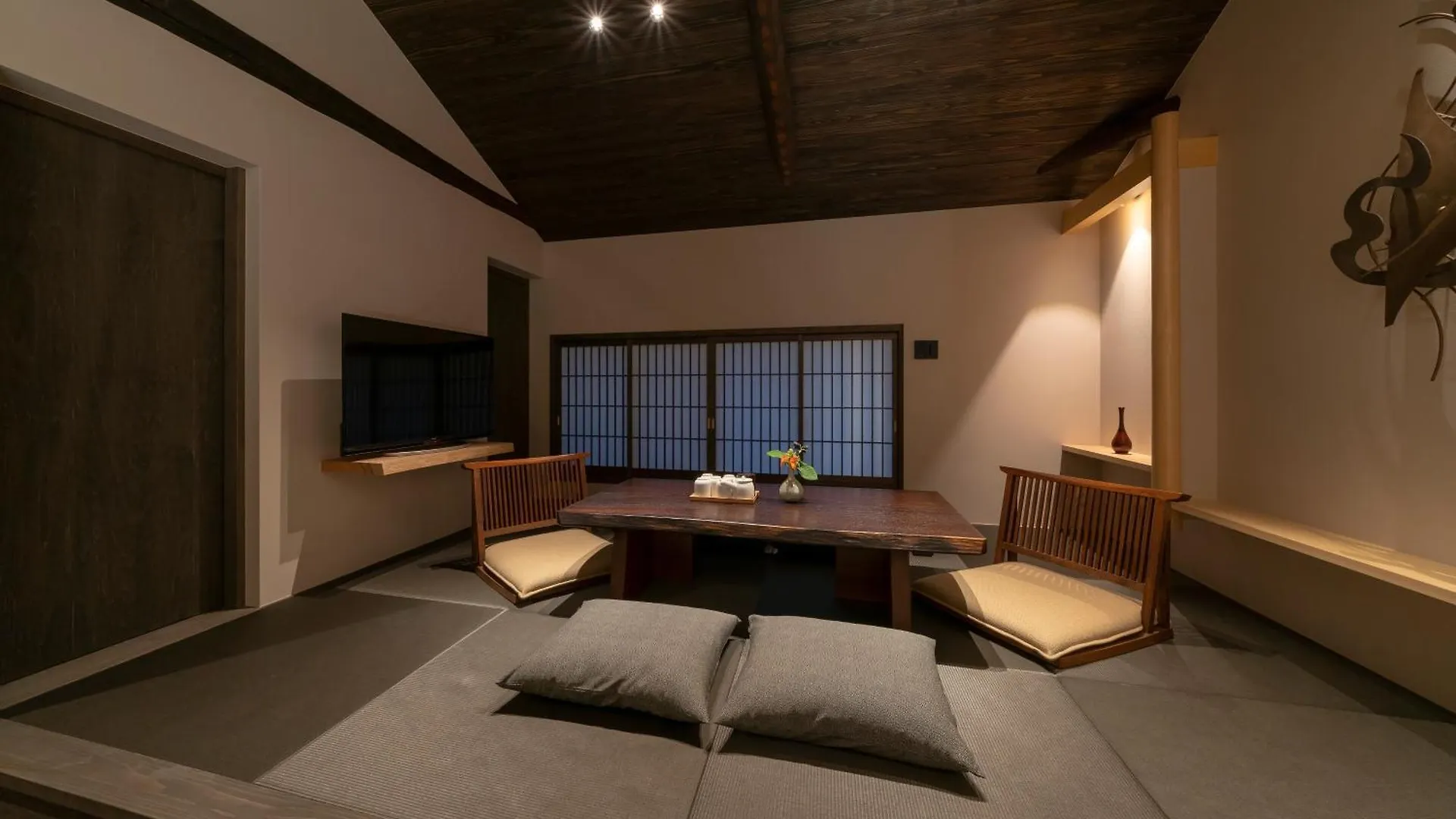 Hinaya Gojo Apartment Kyoto