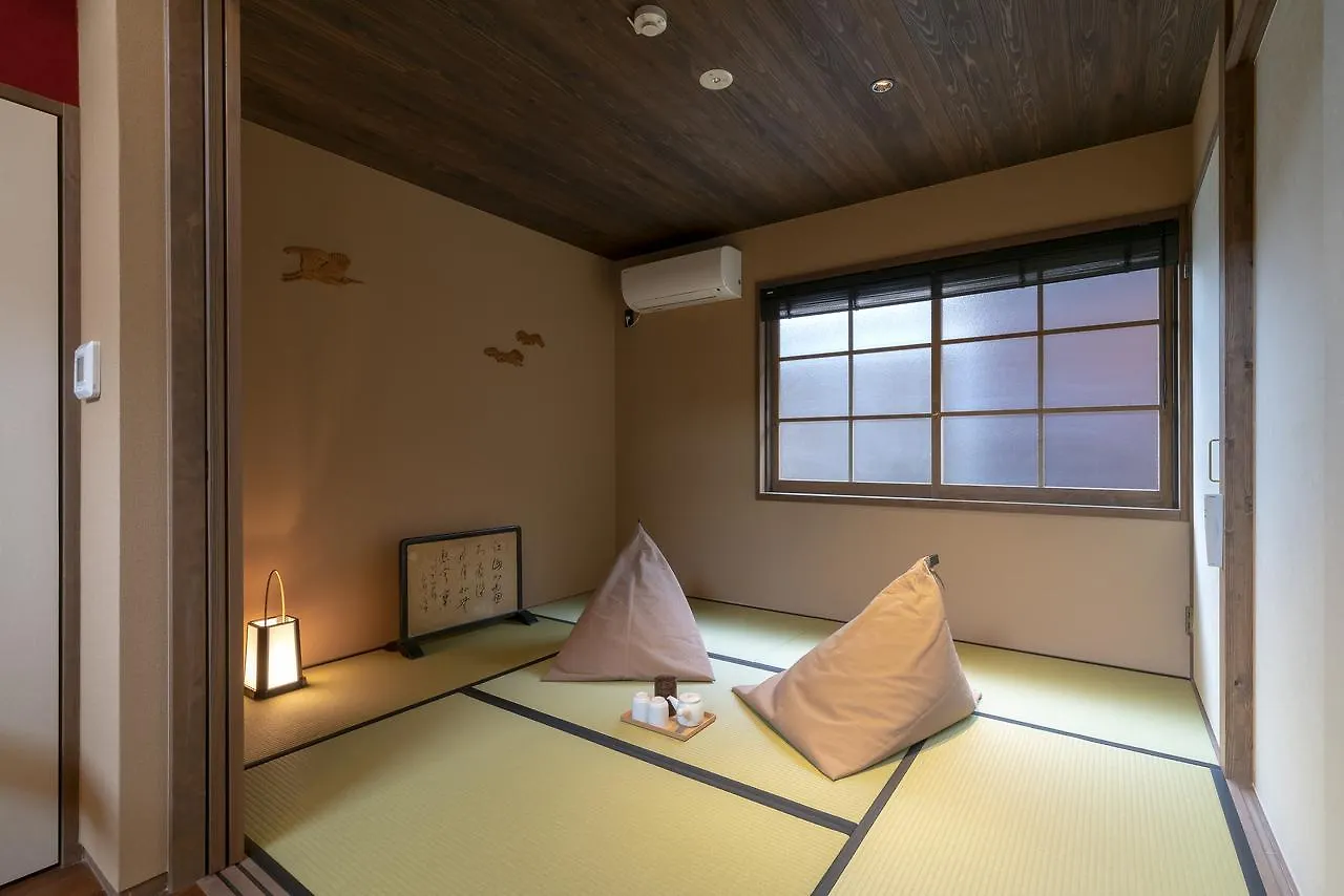 Hinaya Gojo Apartment Kyoto